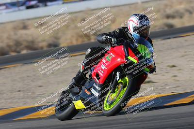 media/Dec-18-2022-SoCal Trackdays (Sun) [[8099a50955]]/Turn 4 (1pm)/